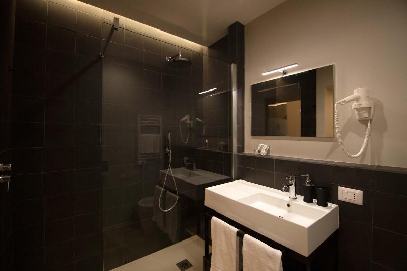 Palazzo Bellocchi Suites Apartments - Oda