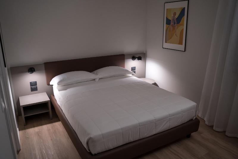 Palazzo Bellocchi Suites Apartments - Oda