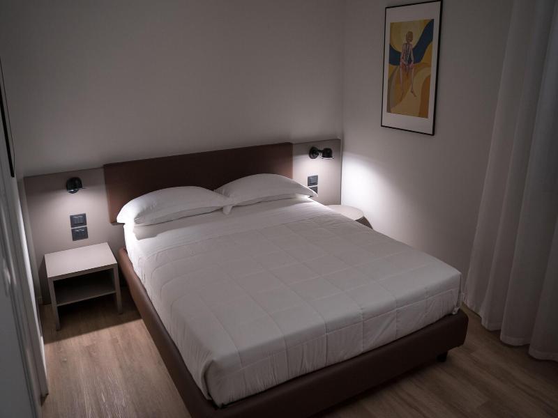 Palazzo Bellocchi Suites Apartments - Oda