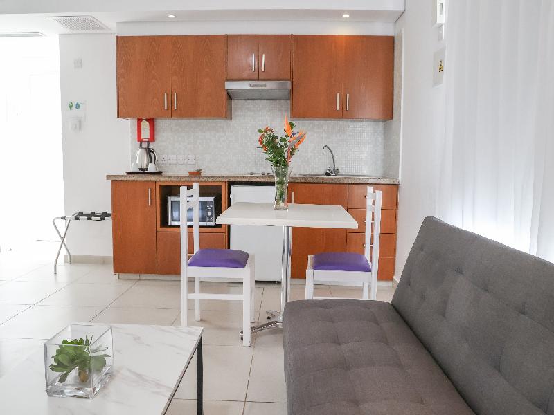 Alva Hotel Apartments - Oda