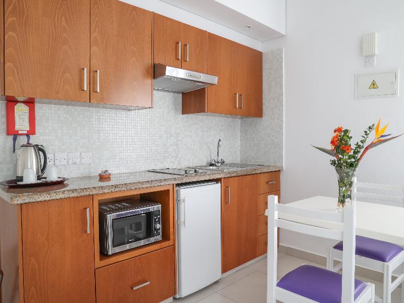 Alva Hotel Apartments - Oda