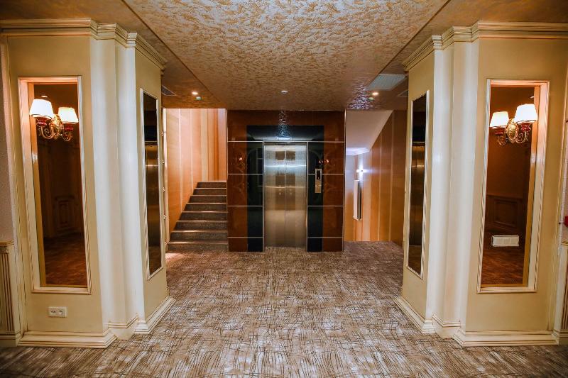 Krone Hotel - Lobi