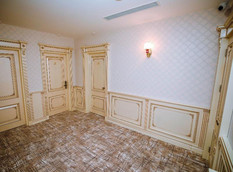 Krone Hotel - Genel