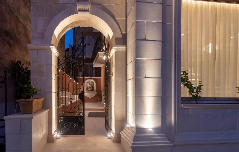 Capolavoro Suites - Genel