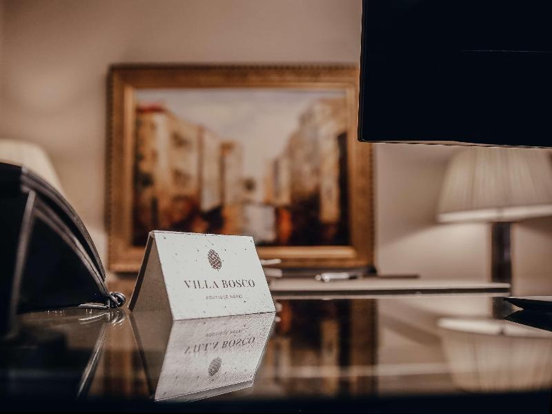 Villa Bosco Boutiquehotel - Lobi