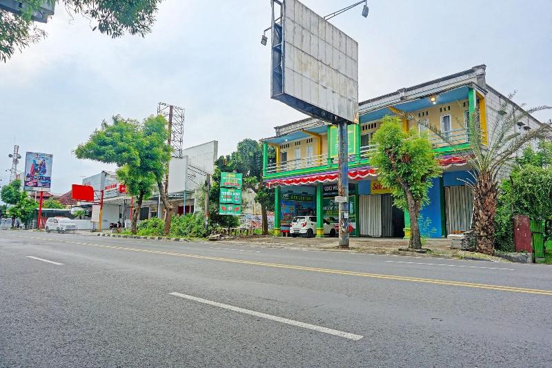 Ayu Lestari Homestay - Genel