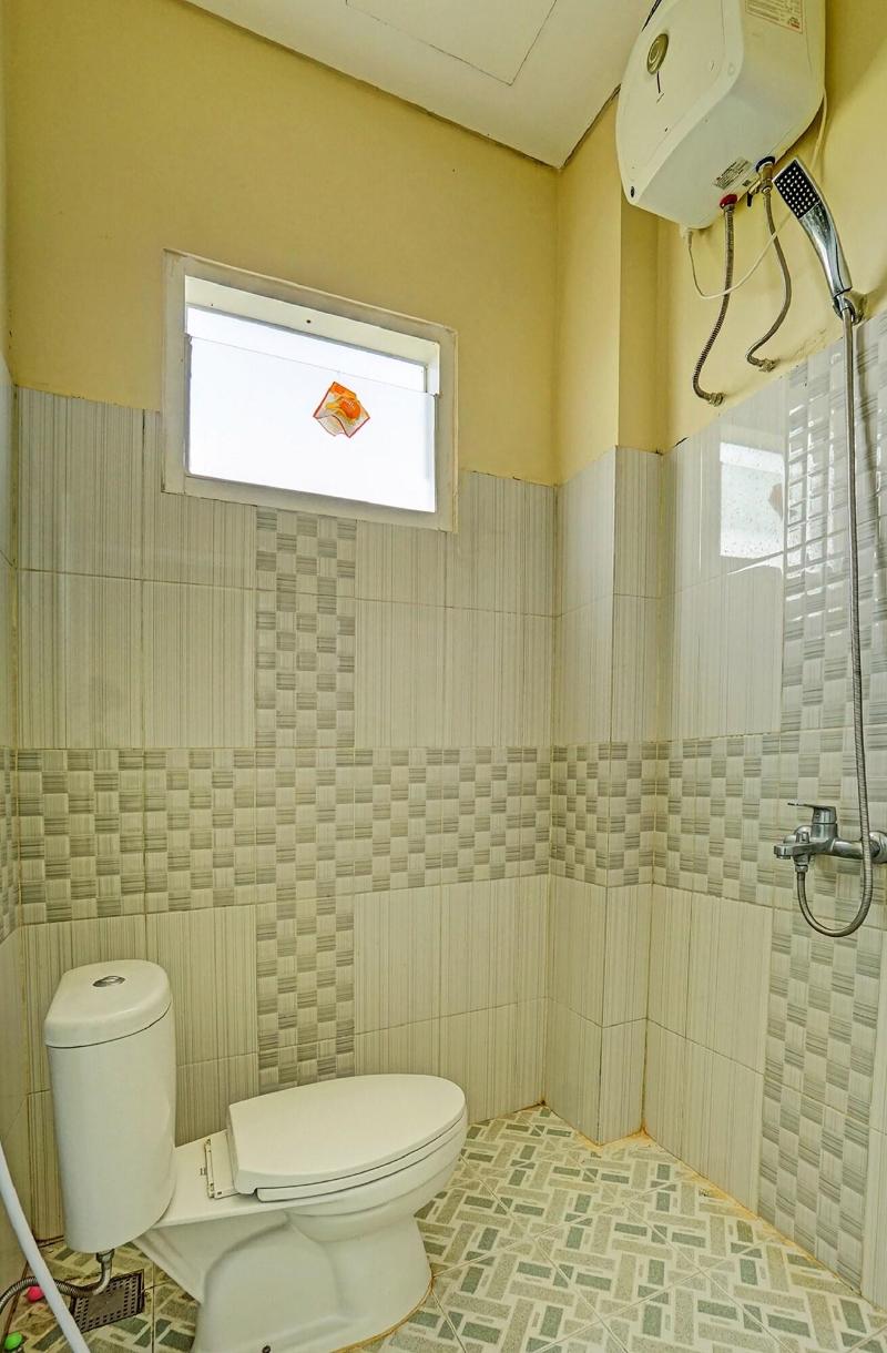 Ayu Lestari Homestay - Oda