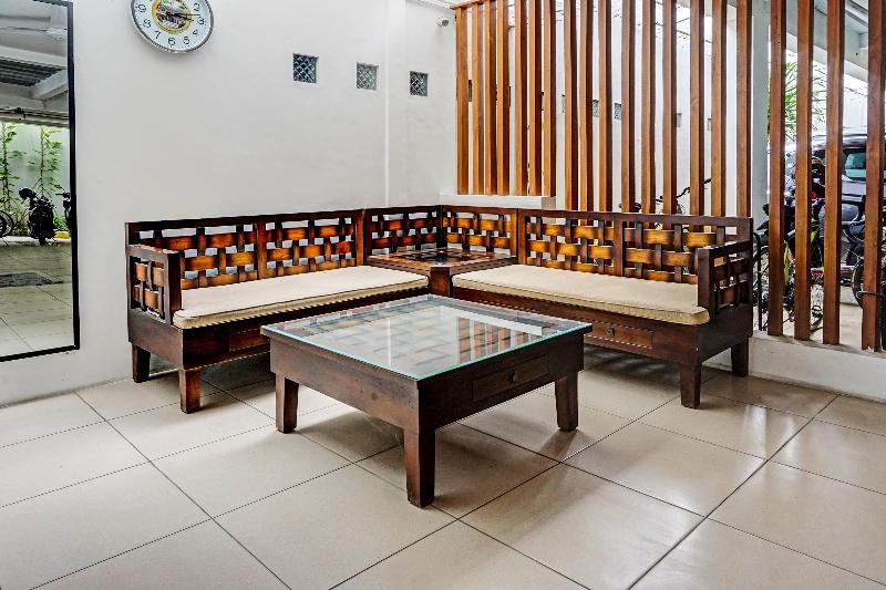 Oyo 91812 Nh Kost Syariah - Lobi