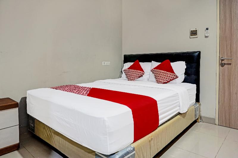 Oyo 91812 Nh Kost Syariah - Oda