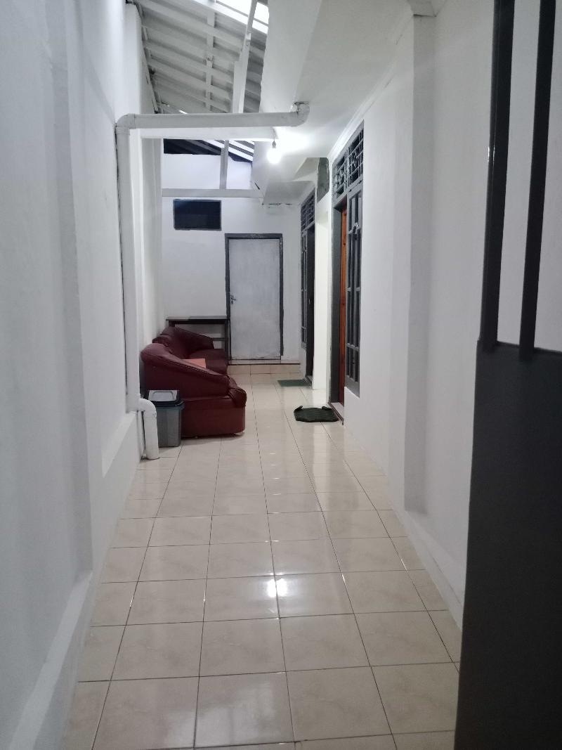 Express O 91597 Sharie Homestay Syariah - Lobi
