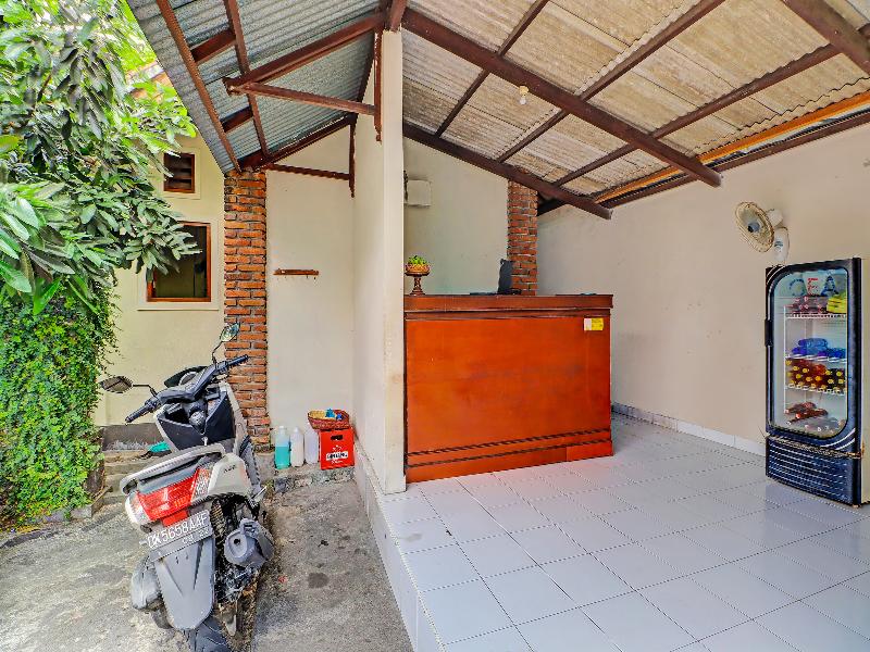 Capital O 91836 Pondok Bambu - Lobi