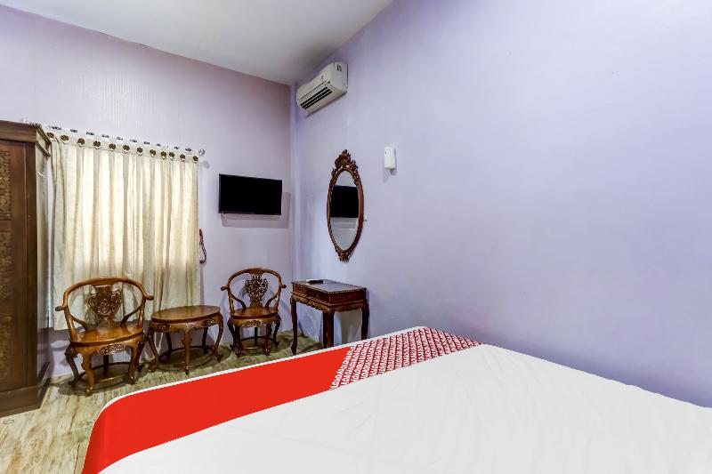 Oyo 91298 Rumah Cantik Homestay - Oda