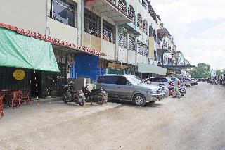 Spot On 91343 Kartika Guest House Syariah otel fotoğrafı