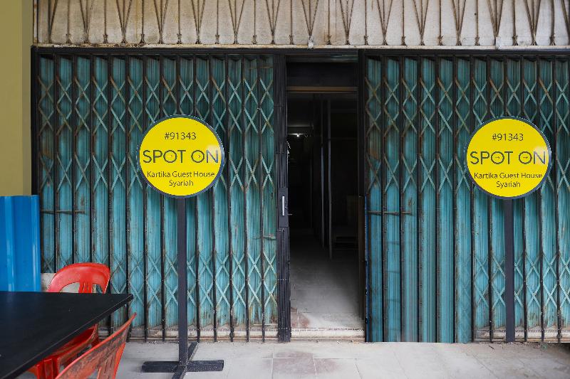 Spot On 91343 Kartika Guest House Syariah - Genel