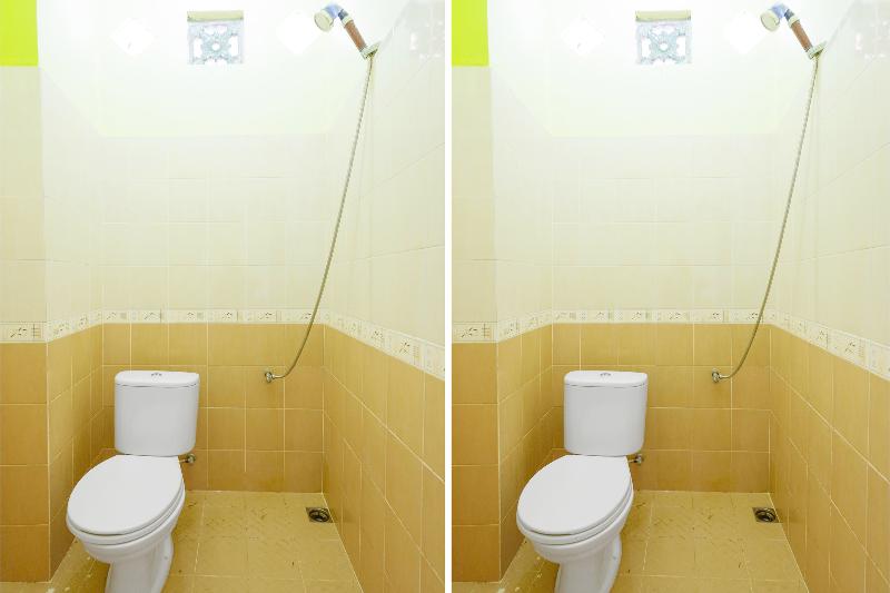 Spot On 91343 Kartika Guest House Syariah - Oda