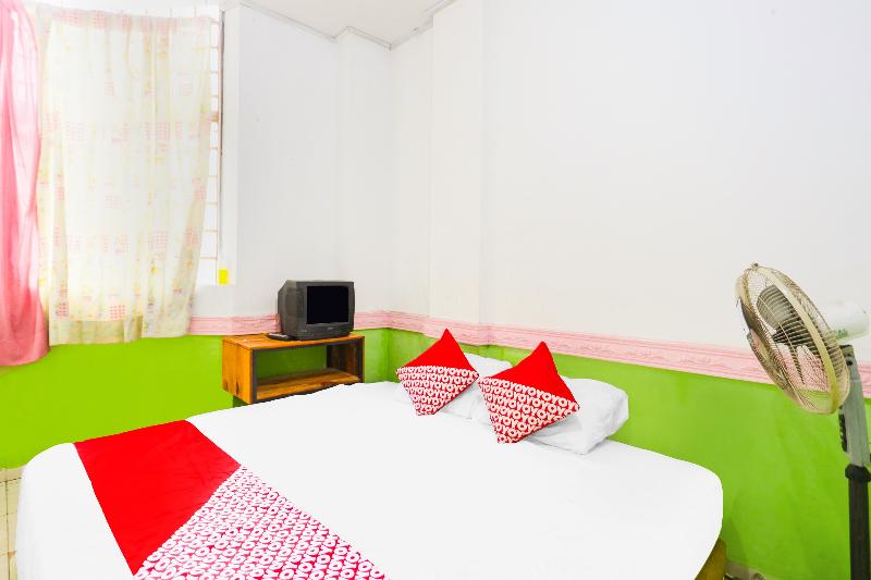 Spot On 91344 Wr House Syariah Batam - Oda