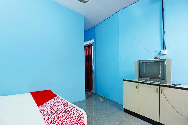 Spot On 91591 Rafika Homestay Syariah - Oda