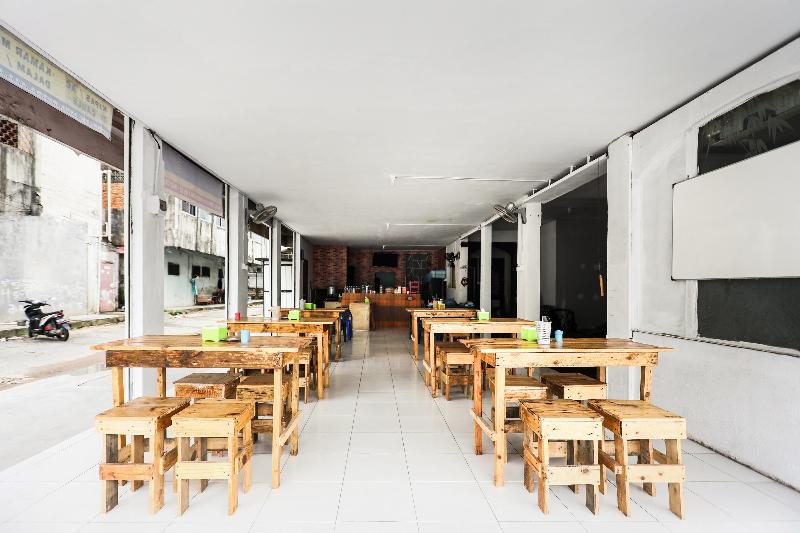 Spot On 91781 Solo Baru Homestay Syariah - Lobi