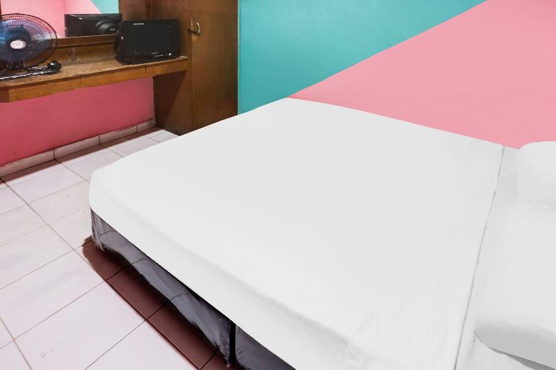 Spot On 91781 Solo Baru Homestay Syariah - Oda