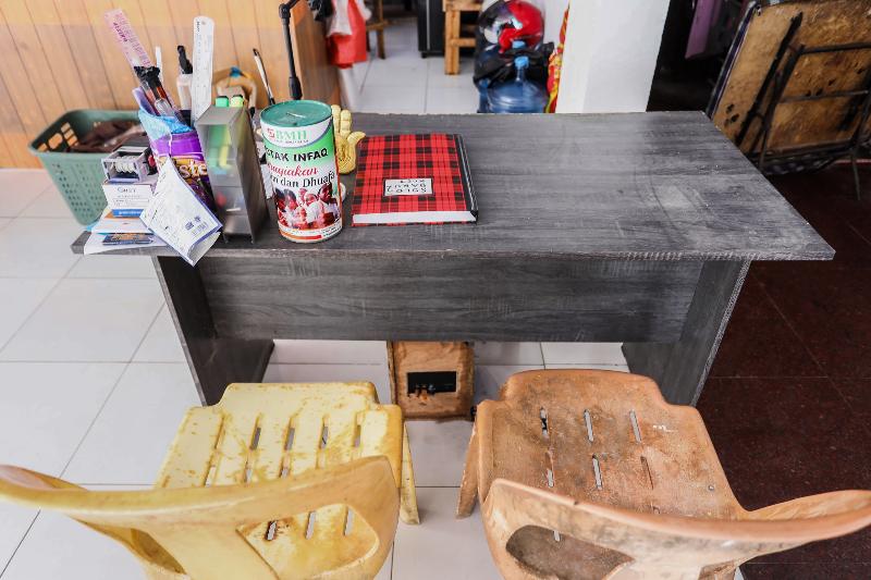 Spot On 91792 Solo Baru 2 Homestay Syariah - Lobi