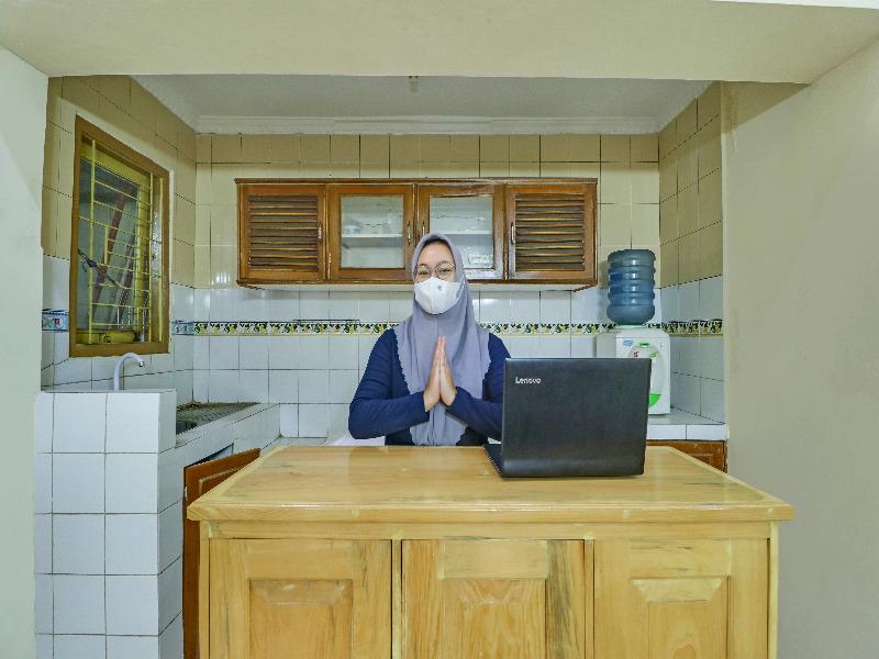 Oyo 90892 My Guest House Syariah - Lobi