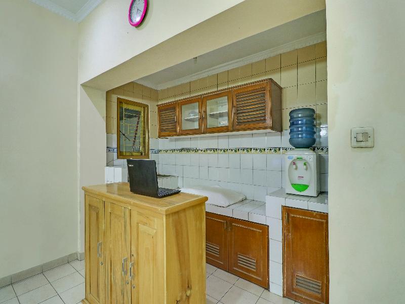 Oyo 90892 My Guest House Syariah - Lobi
