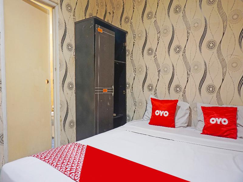 Oyo 91553 Lautze Raya Residence - Oda