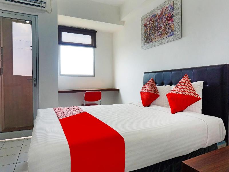 San San Rooms Gunung Putri Square - Oda