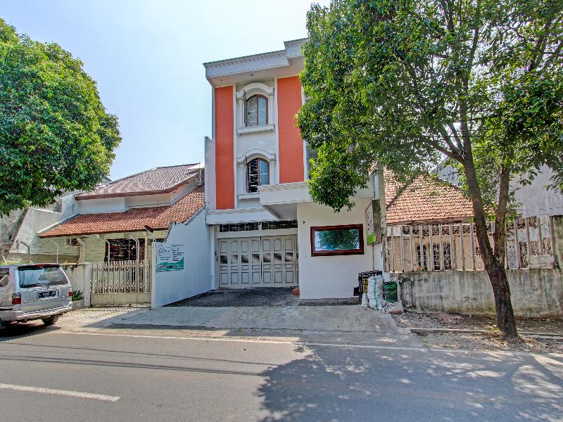 Spot On 91523 Kenari Guesthouse - Genel