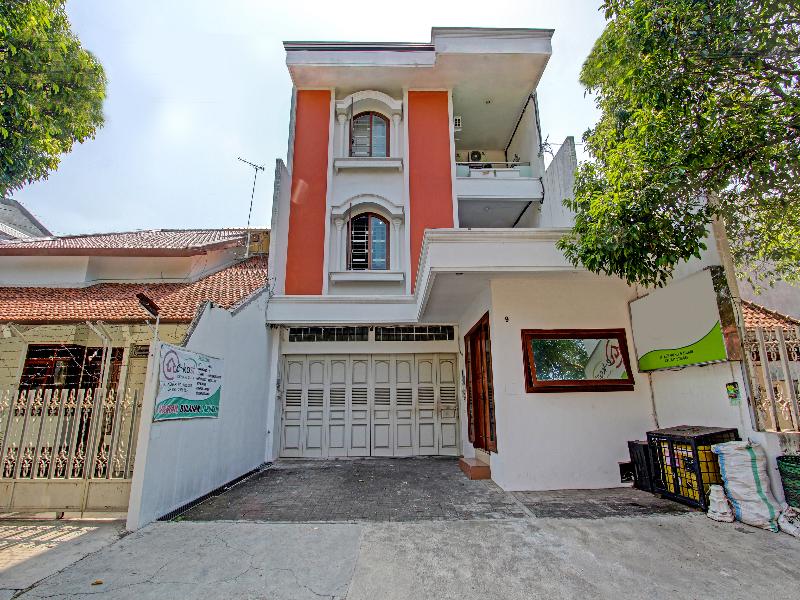 Spot On 91523 Kenari Guesthouse - Genel