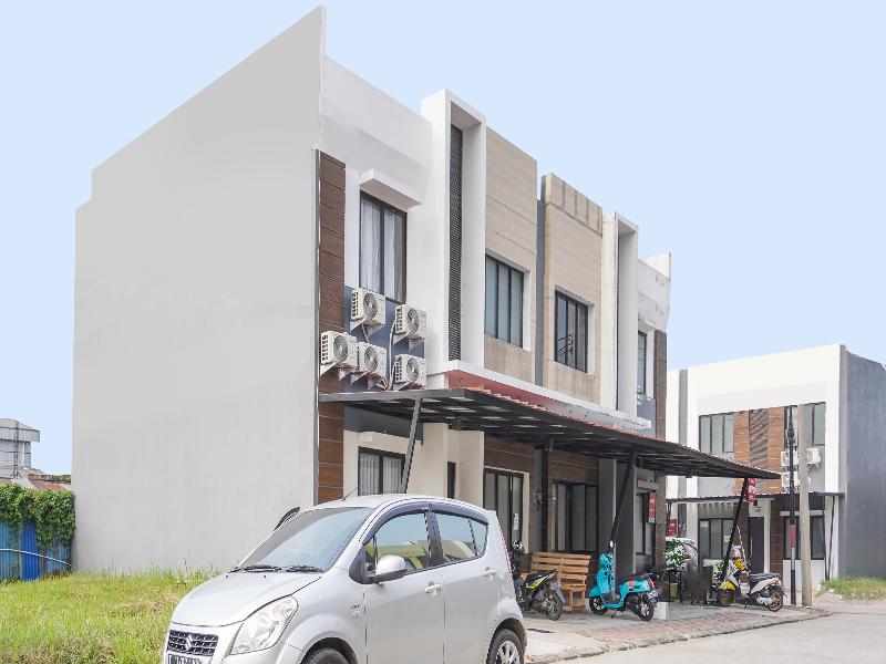 Oyo 91646 Fio Colombus Residence - Genel