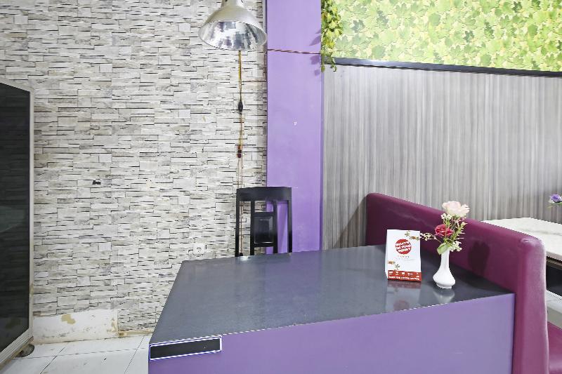 Collection O 91449 Griya Ampenan Residence - Lobi