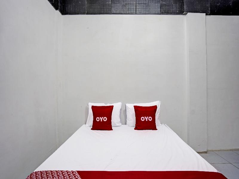 Oyo 91612 Villa A1 - Oda