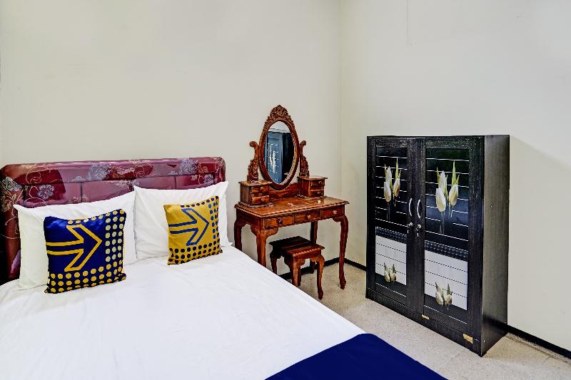 Spot On 91716 Kost Yy Syariah - Oda