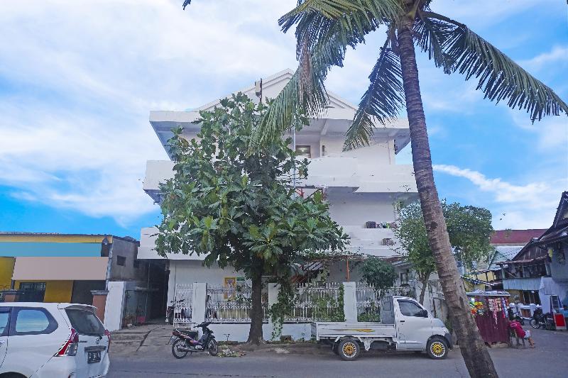 Oyo 91456 Anggrek Homes Makassar - Genel
