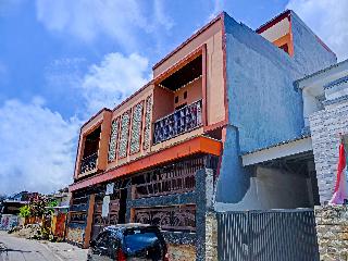 Oyo 91649 Orange Homestay Makassar fotoÄŸrafÄ±