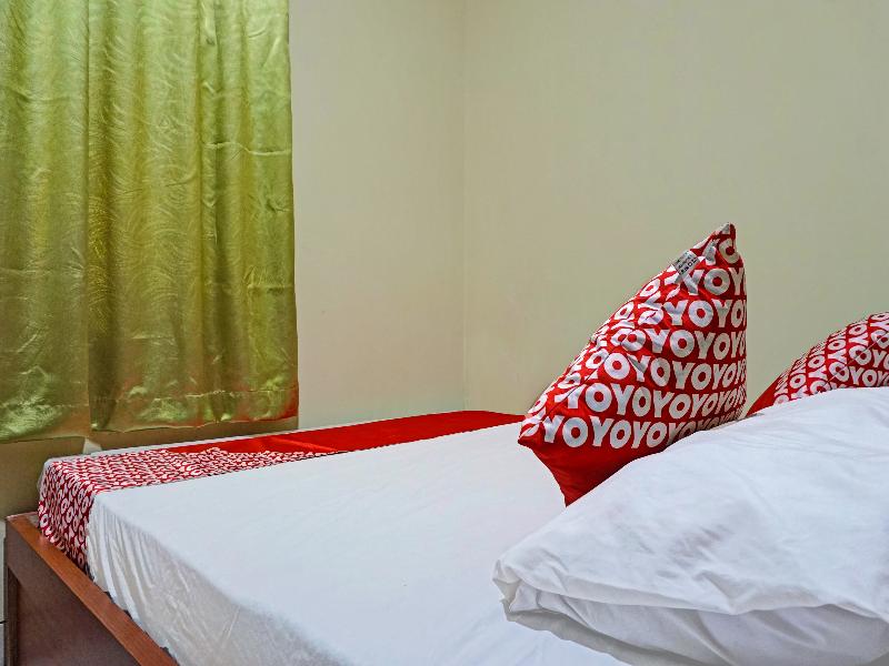 Oyo 91649 Orange Homestay Makassar - Oda