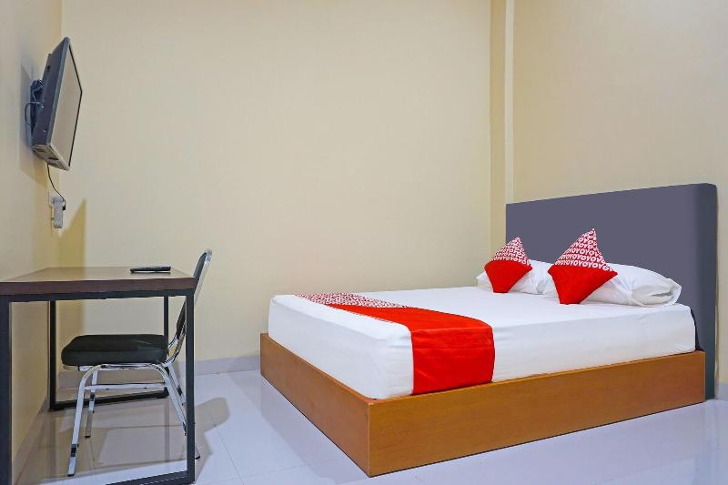 Oyo 91668 Homestay Anitha Syariah Makassar - Oda