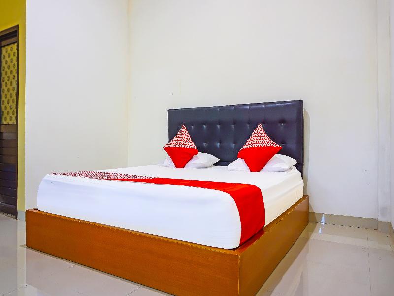 Oyo 91668 Homestay Anitha Syariah Makassar - Oda
