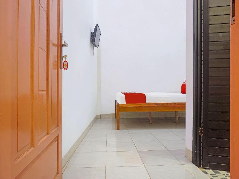 Spot On 91786 Kilana Homestay - Oda