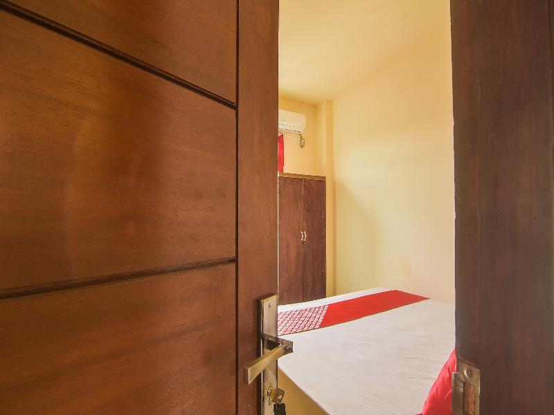 Oyo 91755 Priska Kost Dan Homestay - Oda