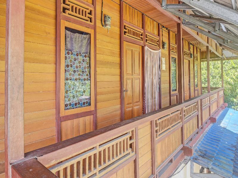 Spot On 91799 Sosonopan Homestay - Lobi