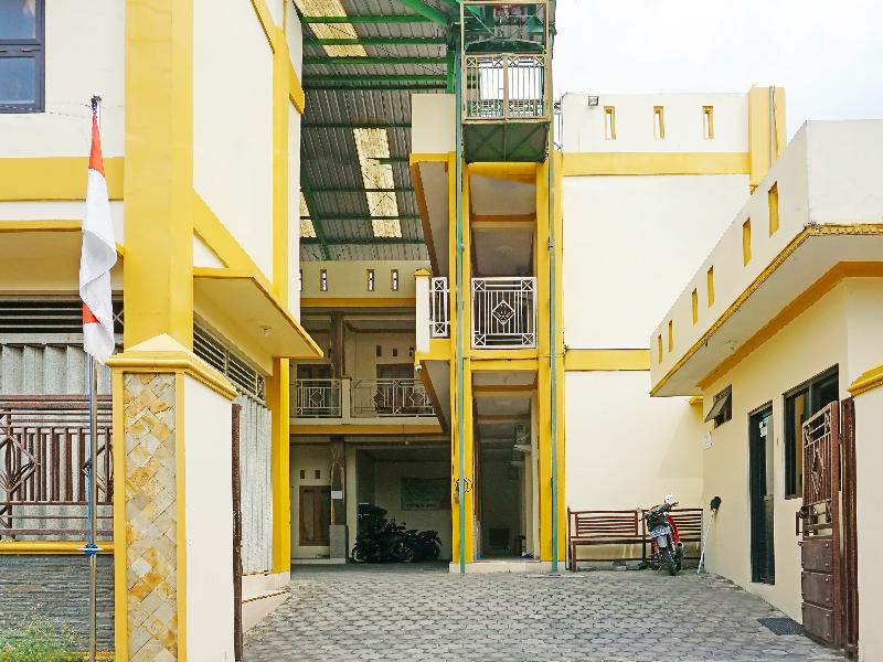 Oyo 91580 Kost Bougenville Syariah - Genel