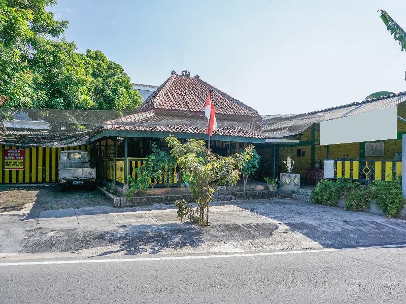 Spot On 91735 Griya Cendekia Syariah - Genel