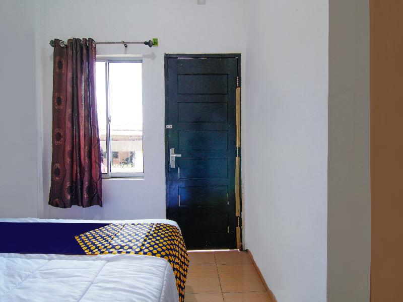 Spot On 91598 Oklahoma Homestay Syariah - Oda