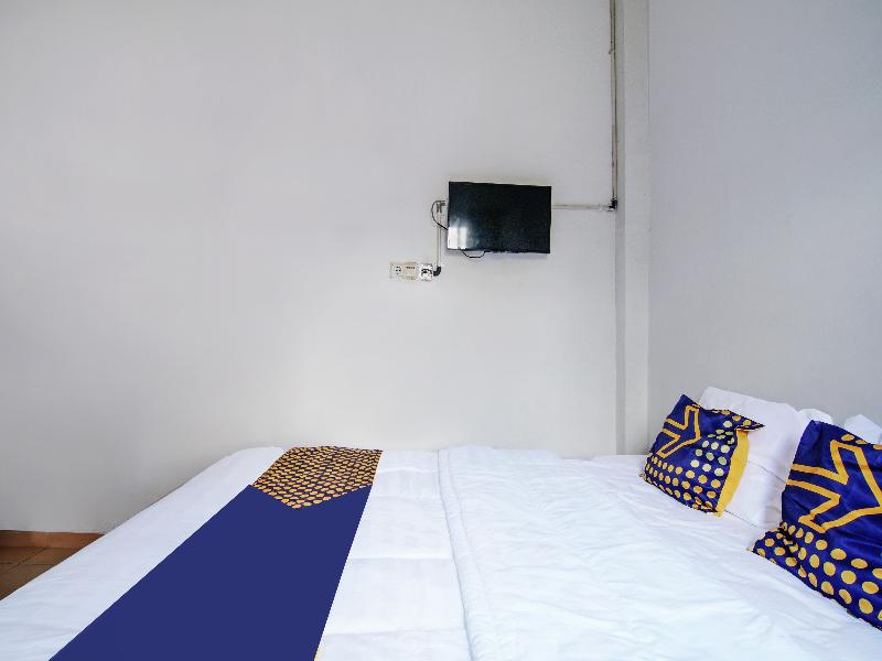 Spot On 91598 Oklahoma Homestay Syariah - Oda