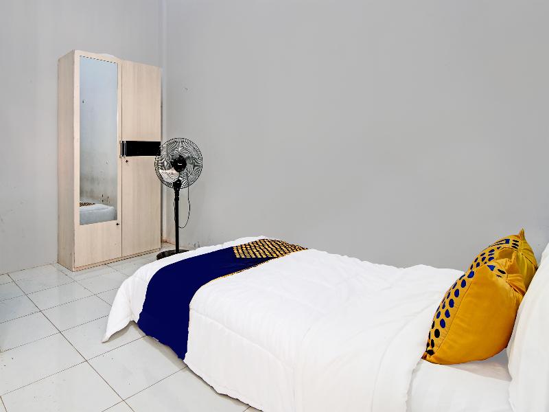 Spot On 91699 Homestay Hj Lela Syariah - Oda