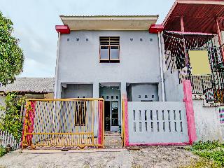 Spot On 91828 Homestay Dinda Syariah fotoÄŸrafÄ±