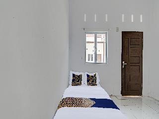 Spot On 91828 Homestay Dinda Syariah fotoÄŸrafÄ±