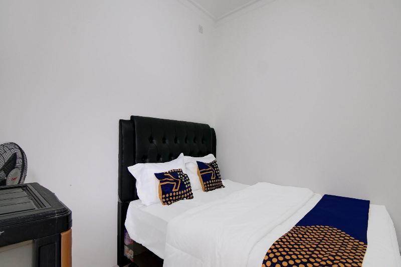 Spot On 91828 Homestay Dinda Syariah - Oda